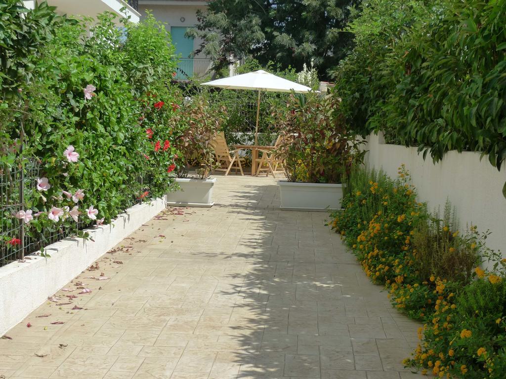 Marina Di Modica Suite Buitenkant foto